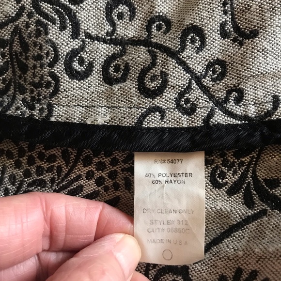 Cabi Crop Blazer Size 6 - Picture 8 of 8